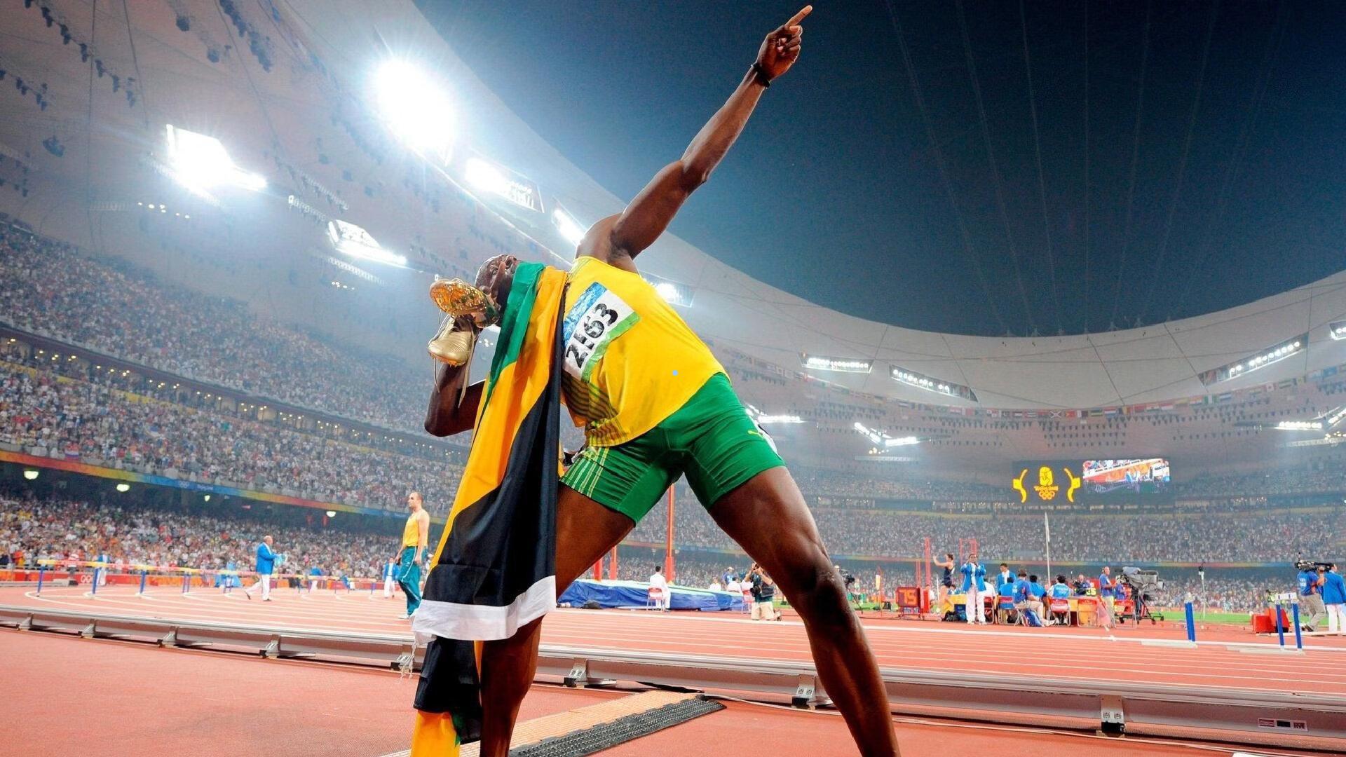 足彩网体育公司_UFC 319焦点之战，坎诺尼尔与佩奇角逐中量级霸权